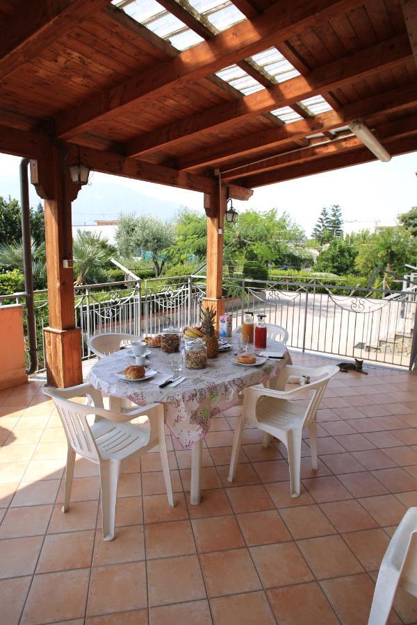 Villa Rosa Pompei Studios Santa Maria La Carità Dış mekan fotoğraf